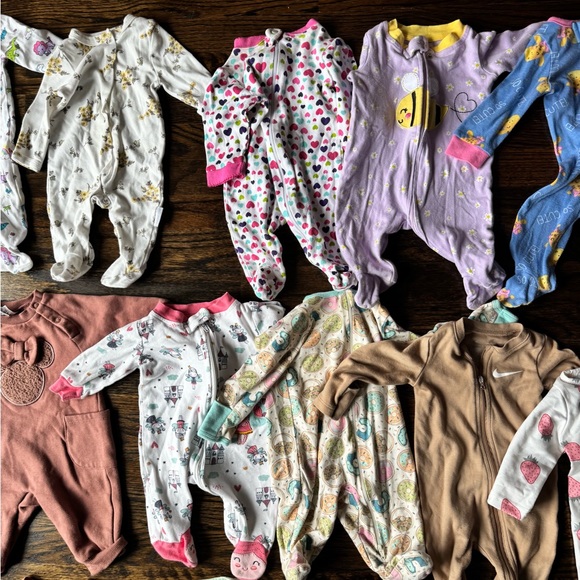 21 Assorted Baby One Piece Lot 0-3 Months - Picture 2 of 5